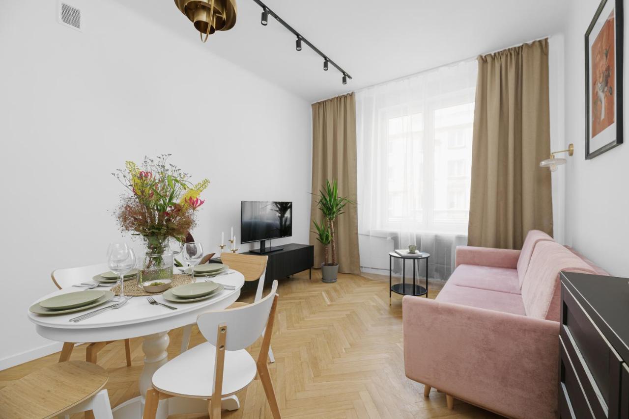 Oomph Warsaw Central Stylish Vintage Apartment Extérieur photo